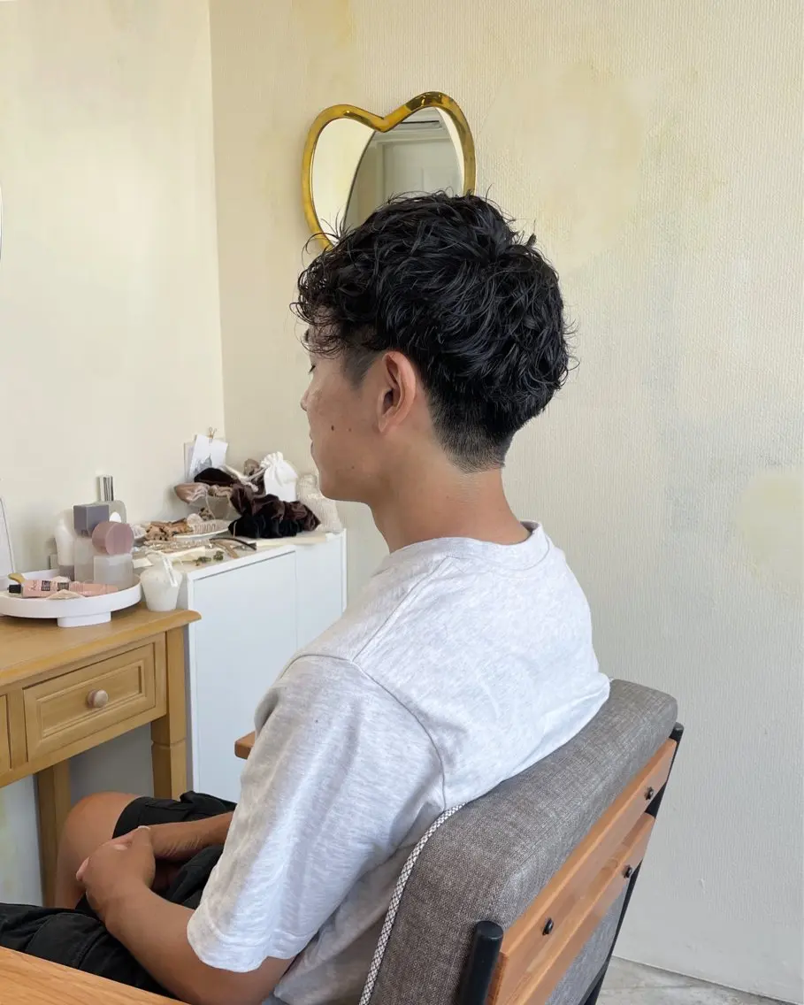パーマ メンズ 🍋透け感カラー🍃 オリーブ🍐Kahoのヘアスタイル