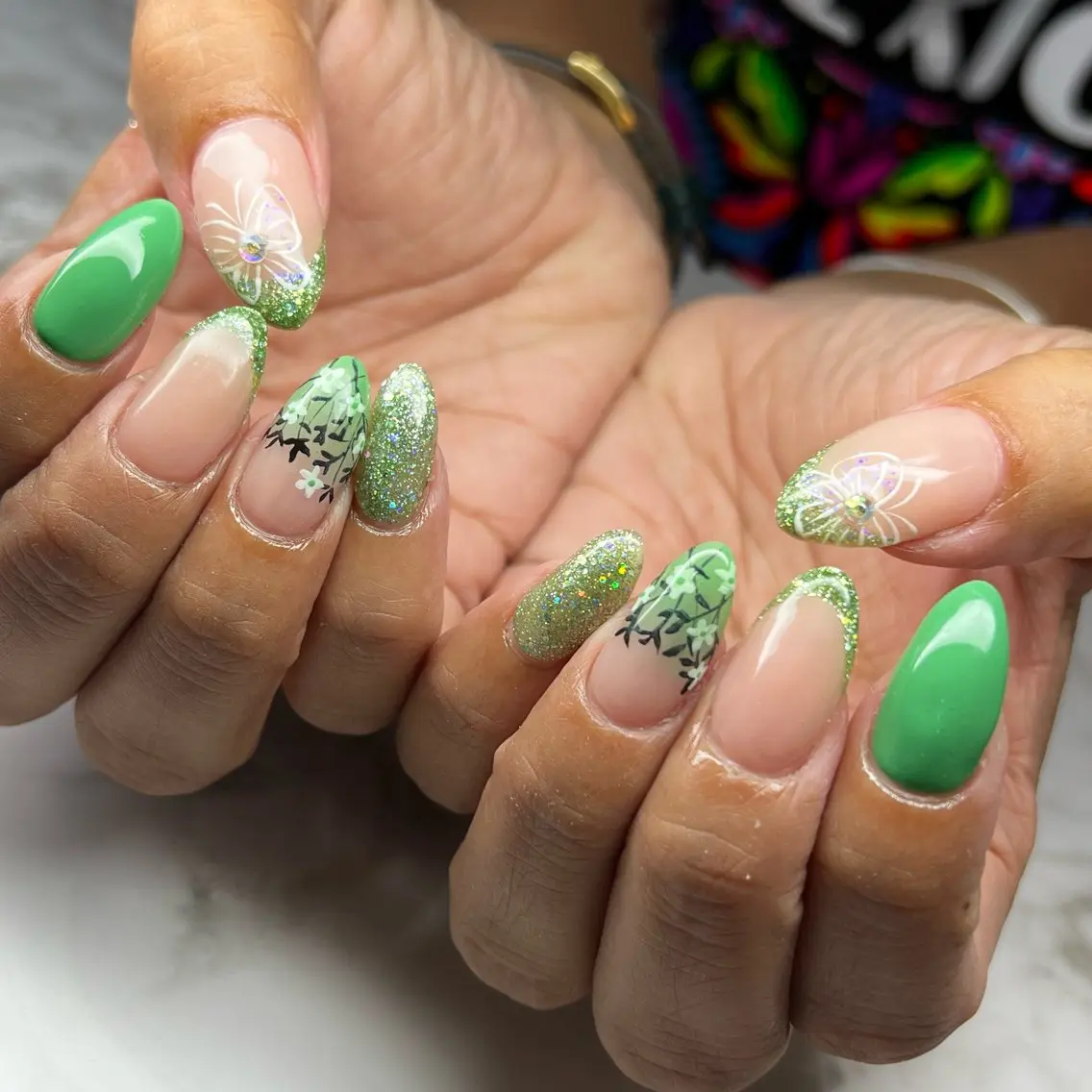 ネイル ハンドネイル Dia Nail AKIのネイルデザイン