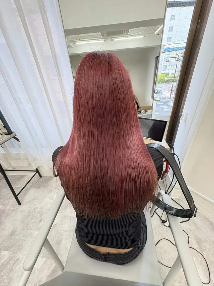 ロング カラー ベージュカラー ブリーチ 透明感カラー ピンクカラー ピンクベージュ ヘアカラー トリートメント 髪質改善Acero. shoyaのヘアスタイル