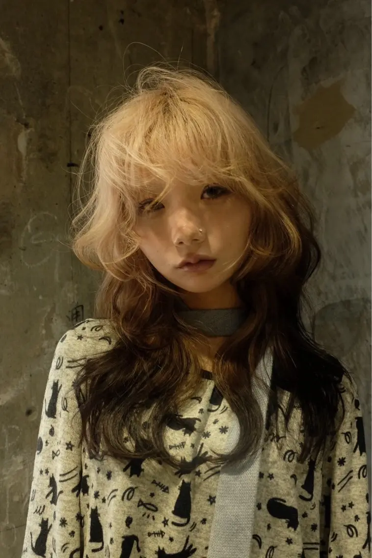 ロング 齋 花音のヘアスタイル