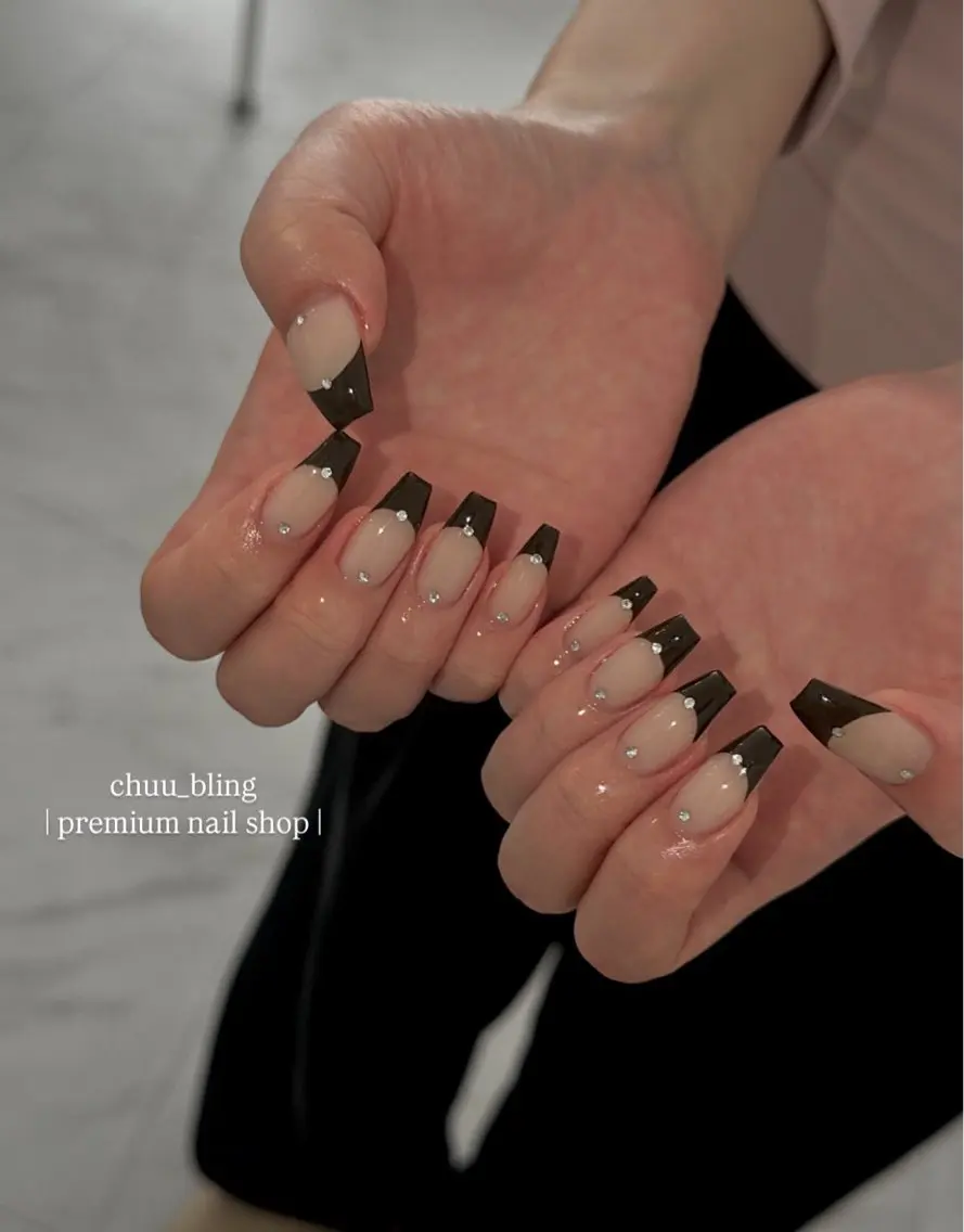 ネイル グラデーション ラメ(グリッター) マグネットネイル ミラーネイル ニュアンスネイル ハンドネイル Lumi de nailsのネイルデザイン