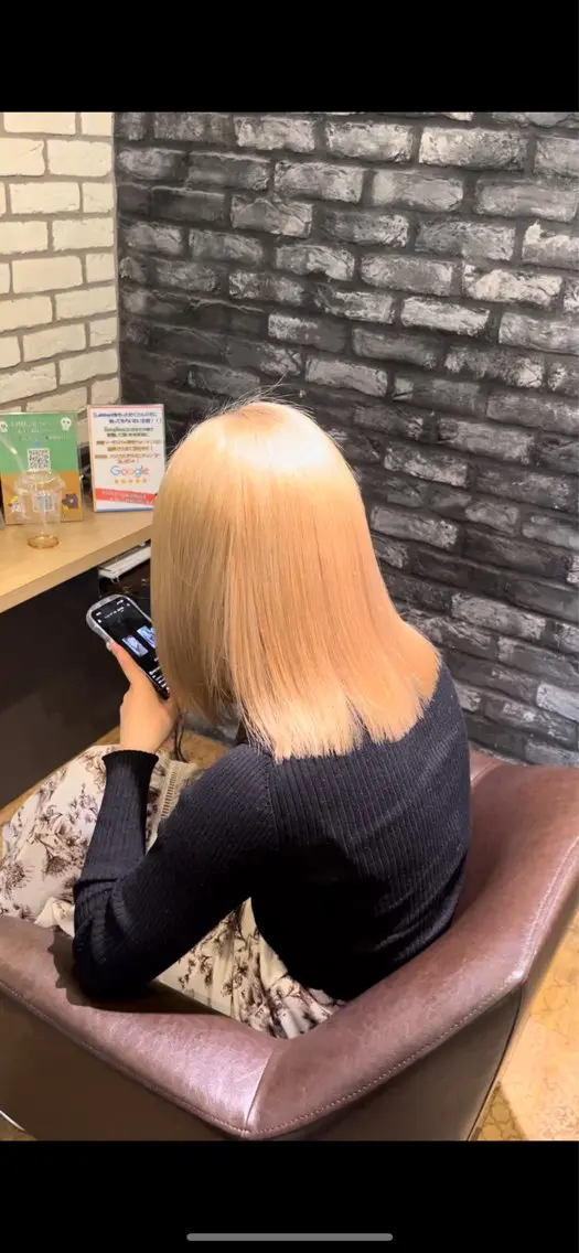 【ミニモ限定価格‼️】ワンブリーチでできるベージュカラーの写真