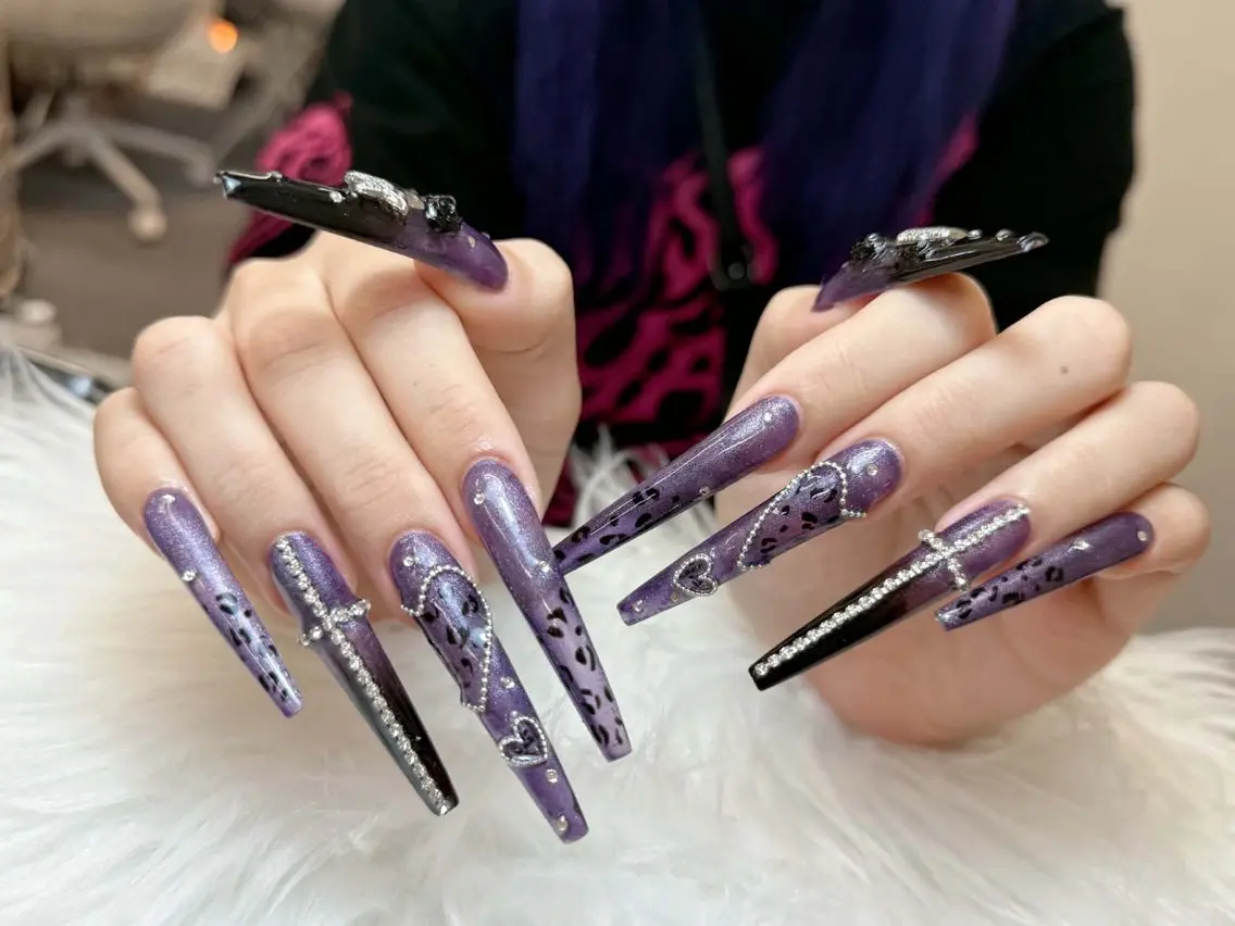 ネイル 成人式 韓国ネイル ロングネイル マグネットネイル 大理石ネイル(マーブル) ハンドネイル Sanie Salonのネイルデザイン