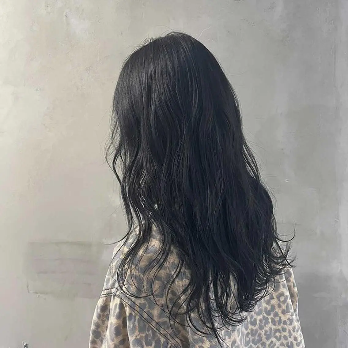 黒染め・就活カラー(ワンカラー)＋トリートメント#ブルーブラック＃暗染めカラーの写真