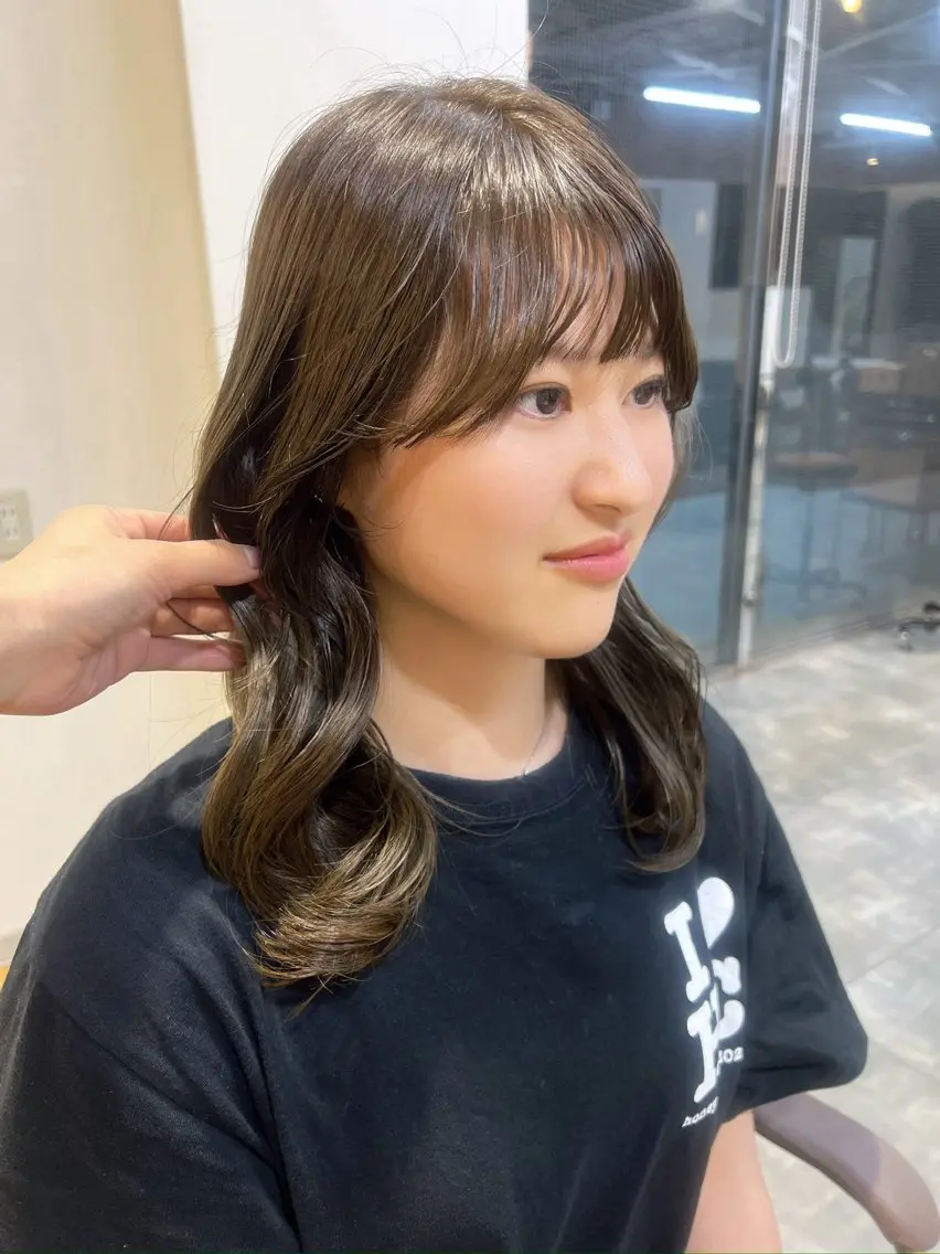 カラー ベージュカラー オリーブベージュ NOA福島 RENA🌼のヘアスタイル