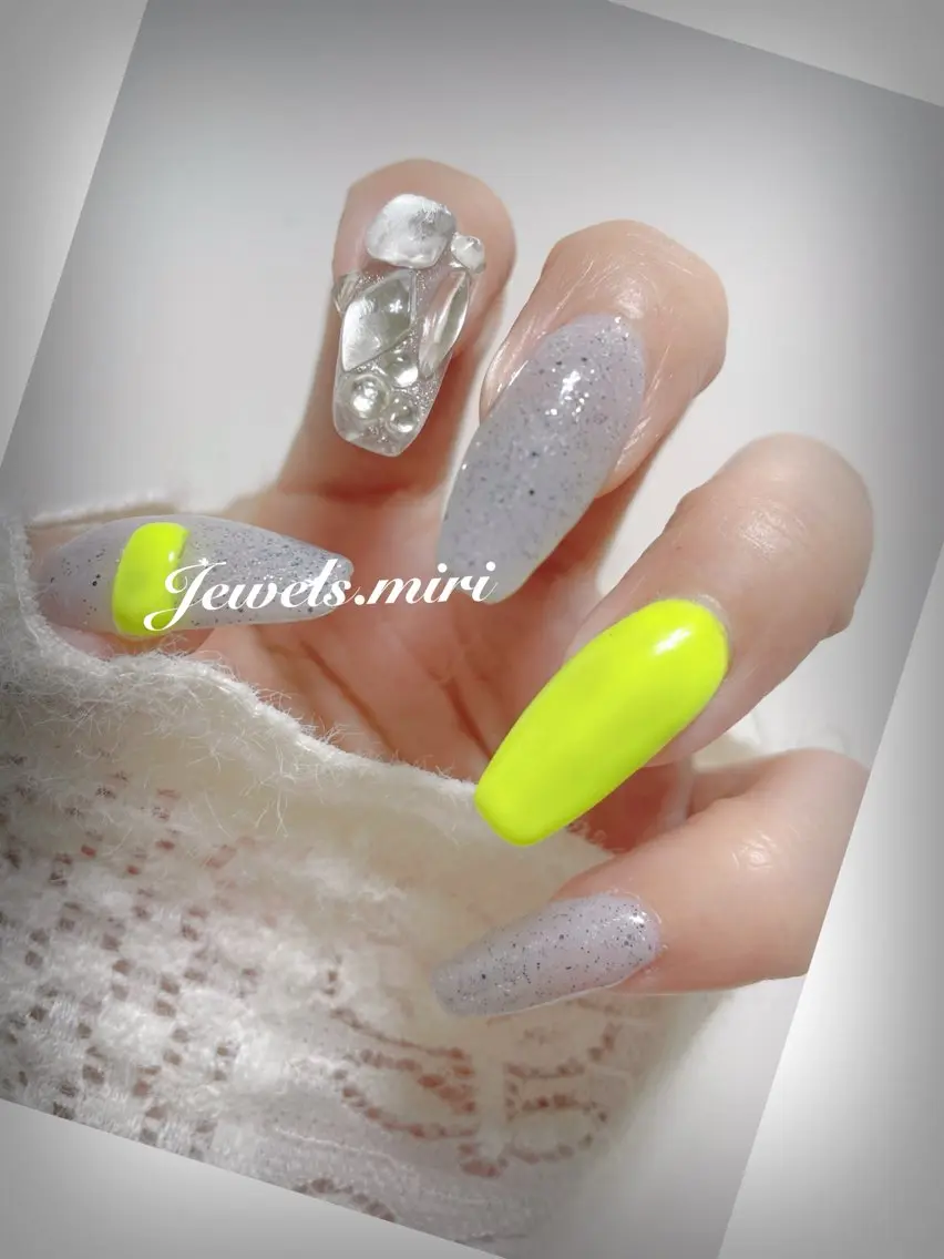 ネイル ロングネイル 春ネイル ネイルサロン Jewels Mのネイルデザイン