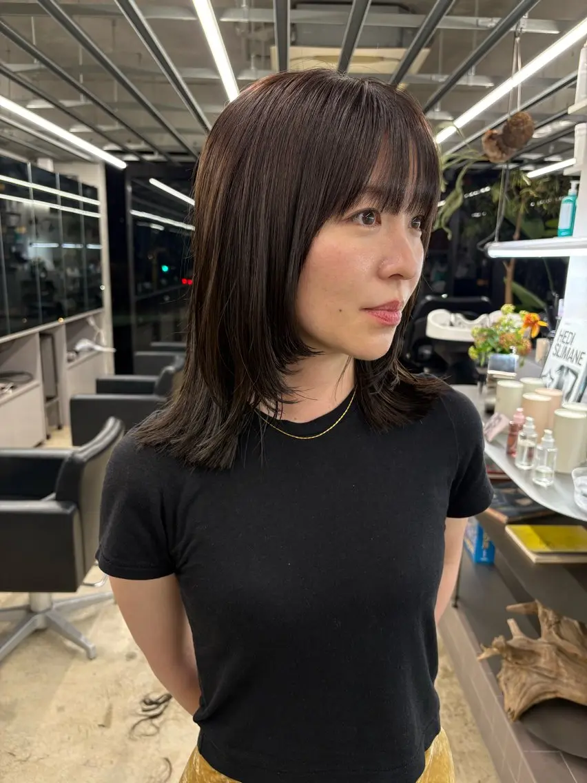 ミディアム カラー ミディアムレイヤー レイヤーカット カット ヘアカラー トリートメント 似合わせカット レイヤー/ボブのヘアスタイル