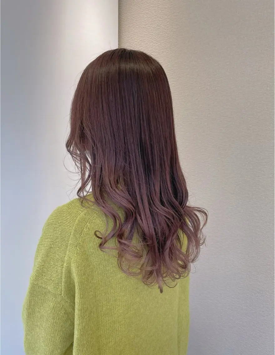 セミロング カラー 佐々木 美帆のヘアスタイル