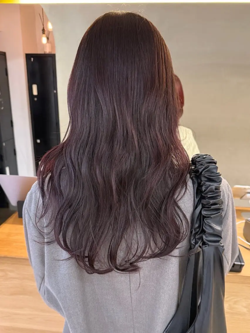 セミロング 透明感カラー ラベンダー🤍エリコのヘアスタイル
