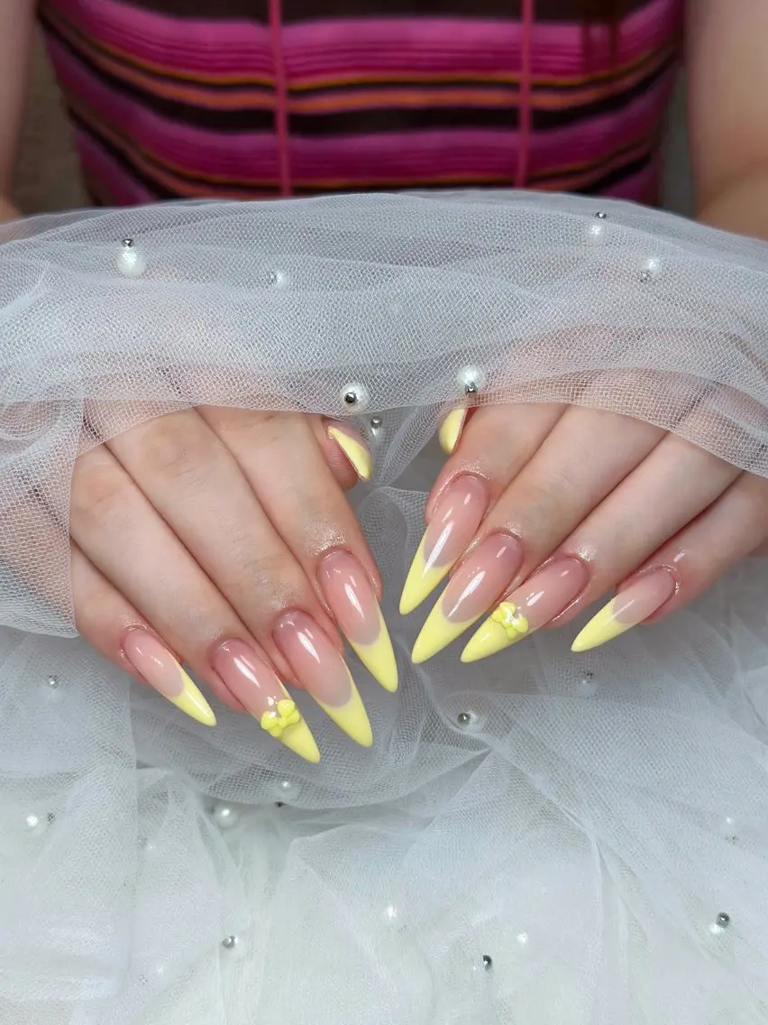 ネイル チークネイル ドット フレンチネイル グラデーション ハート ハンドネイル Julli NailStudioのネイルデザイン