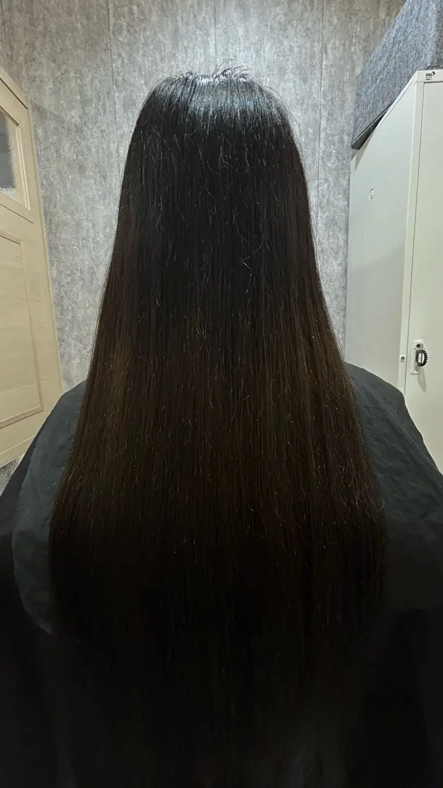 ロング カラー 似合わせ 顔周りYUUGAのヘアスタイル