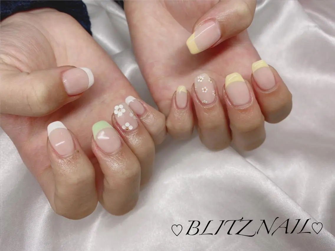 ネイル BLITZ Nail 岩田💅🏻✨のネイルデザイン