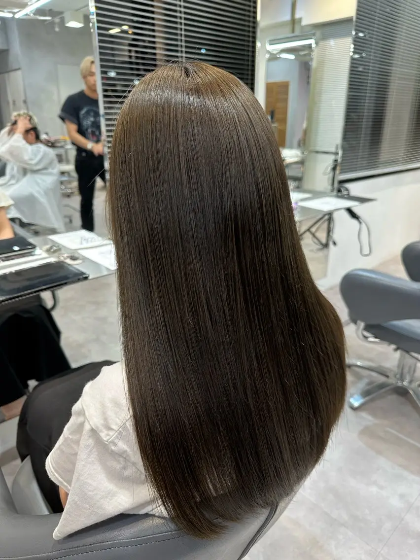 ロング カット ヘアカラー トリートメント HIROKI /艶カラー/カットのヘアスタイル