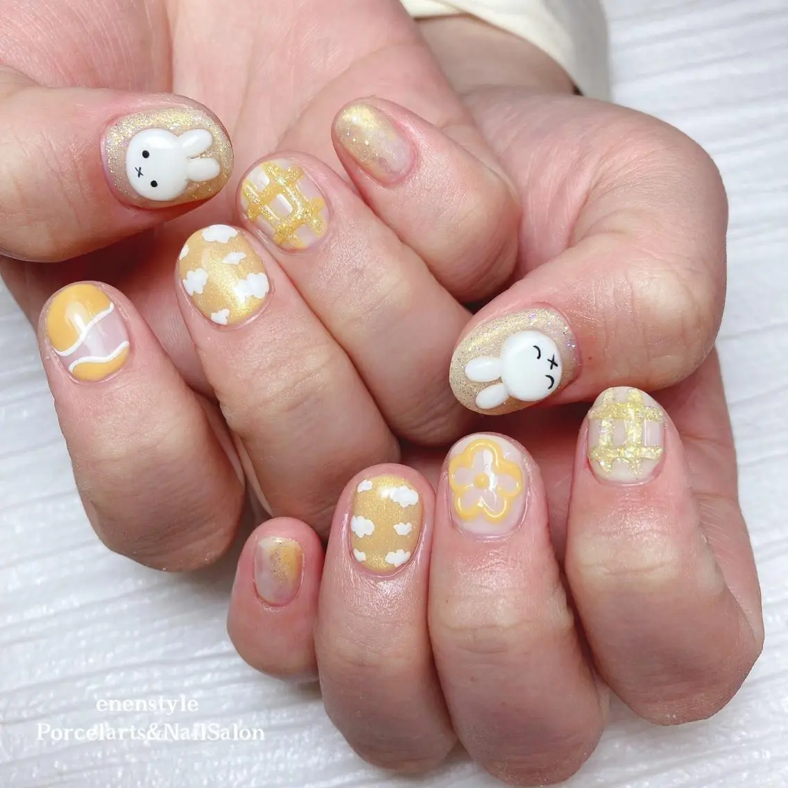 ミディアム ネイル 🐾enen style 🐾のネイルデザイン