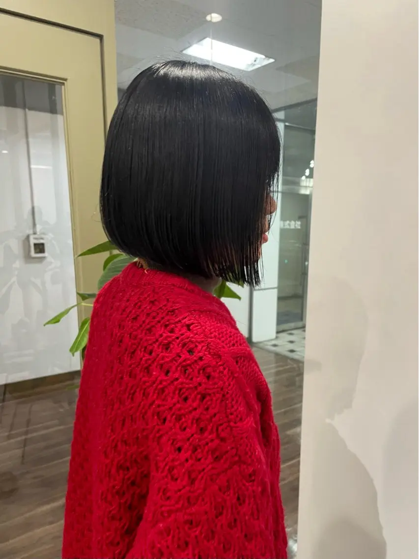 ミディアム ボブ カットパーマモデル 山中 遥のヘアスタイル
