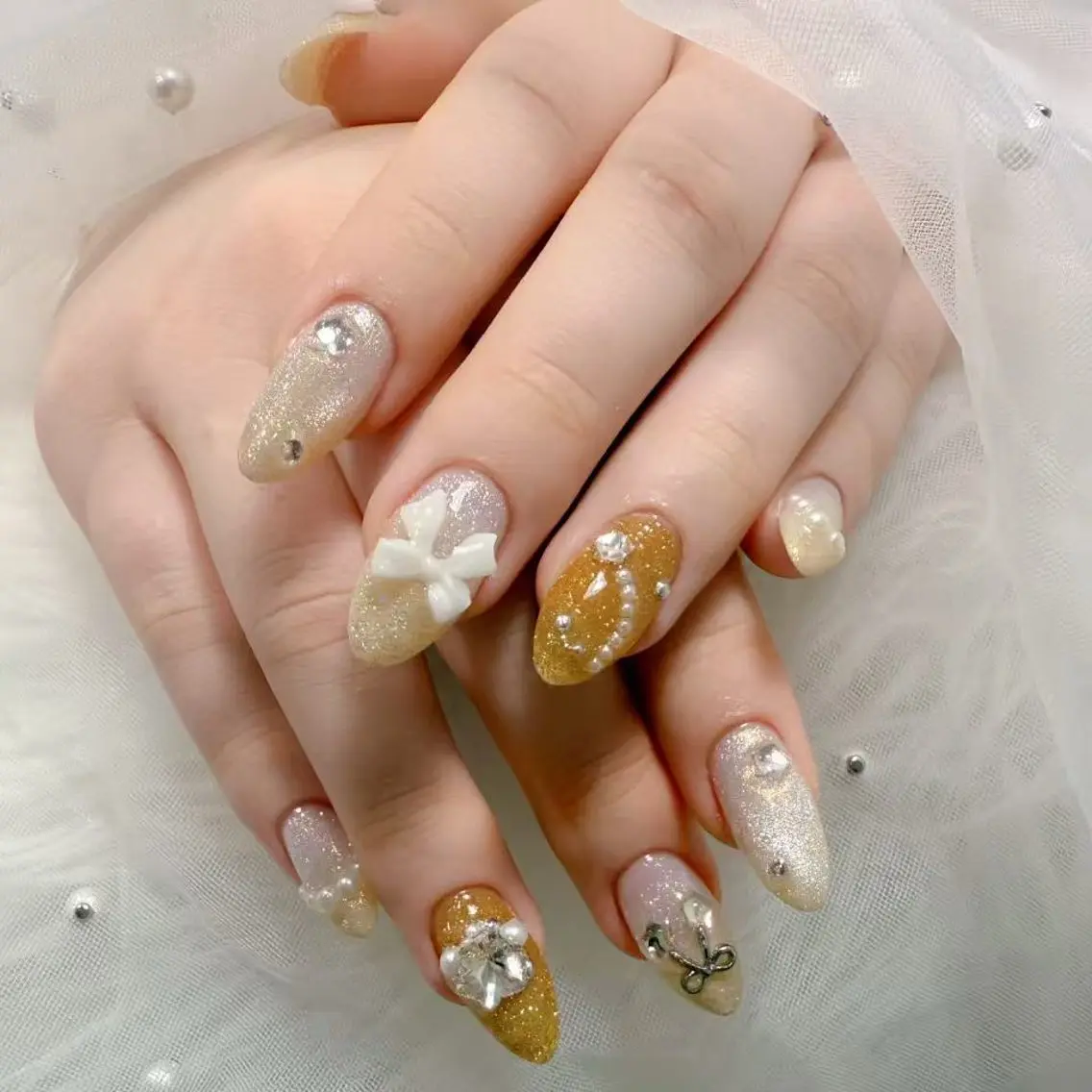 ネイル ハンドネイル 🌈 Laule'aのネイルデザイン