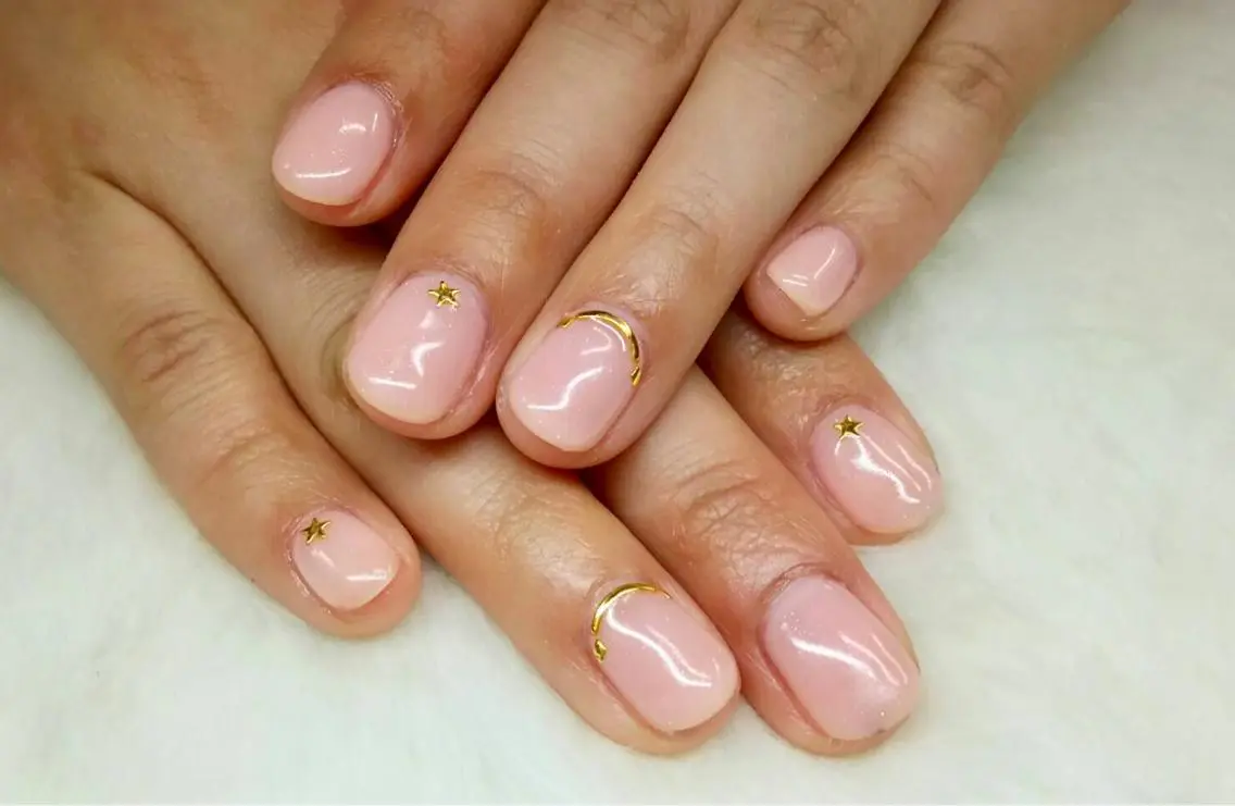 ネイル ゴールド シンプルネイル Nail lieNのネイルデザイン