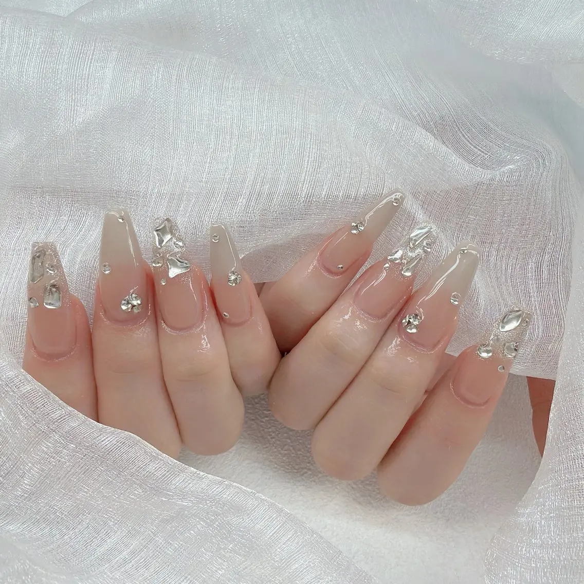ネイル ハンドネイル LANA NAILのネイルデザイン