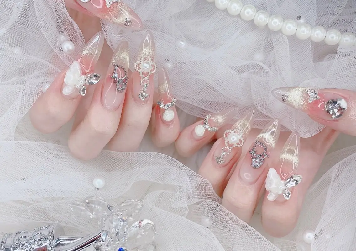 ネイル R salonのネイルデザイン