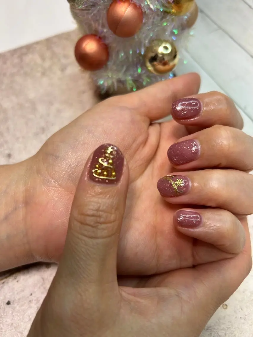 ネイル シンプルネイル 冬ネイル クリスマス ハンドネイル I'S nail 佐野のネイルデザイン