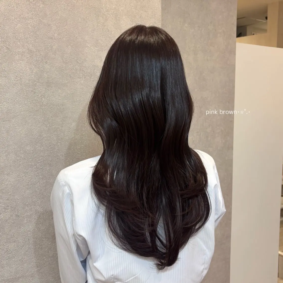 セミロング ヘアカラー 🩶透明感カラー🩶 ミズキのヘアスタイル