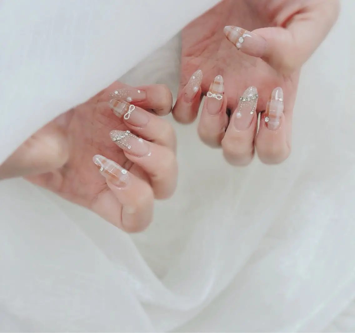ネイル ハンドネイル ESPOIR Ｎのネイルデザイン