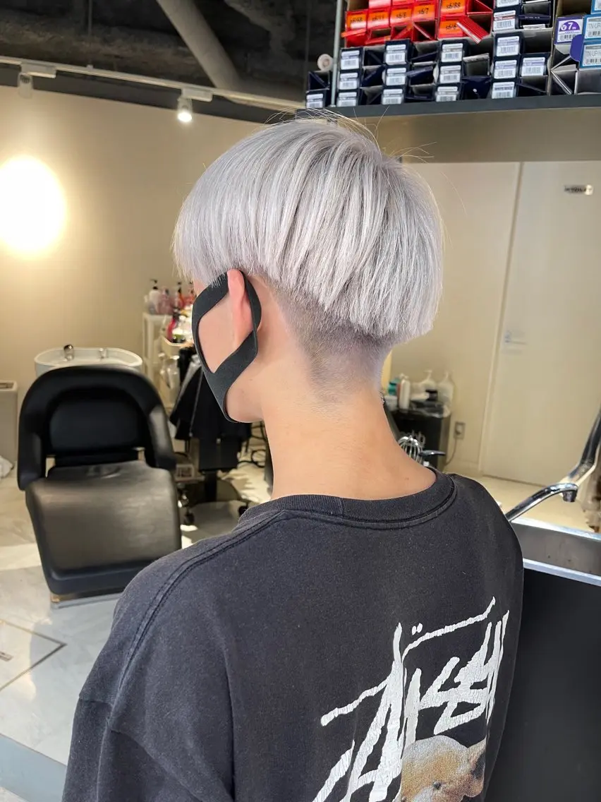 ショート カラー メンズ シールエクステ メンズブリーチ メンズハイトーン ブリーチ ハイトーンカラー ヘアカラー 渋谷🤍ブリーチ エクステ🤍アミルのヘアスタイル