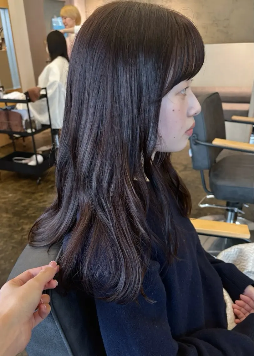 ロング カラー パープルカラー ヘアカラー トリートメント 西山 紗耶香🪽 透明感カラー/ボブのヘアスタイル