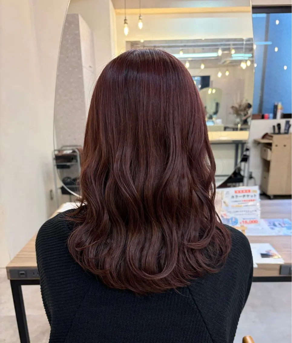 カラー 艶カラー🫧 yumiのヘアスタイル