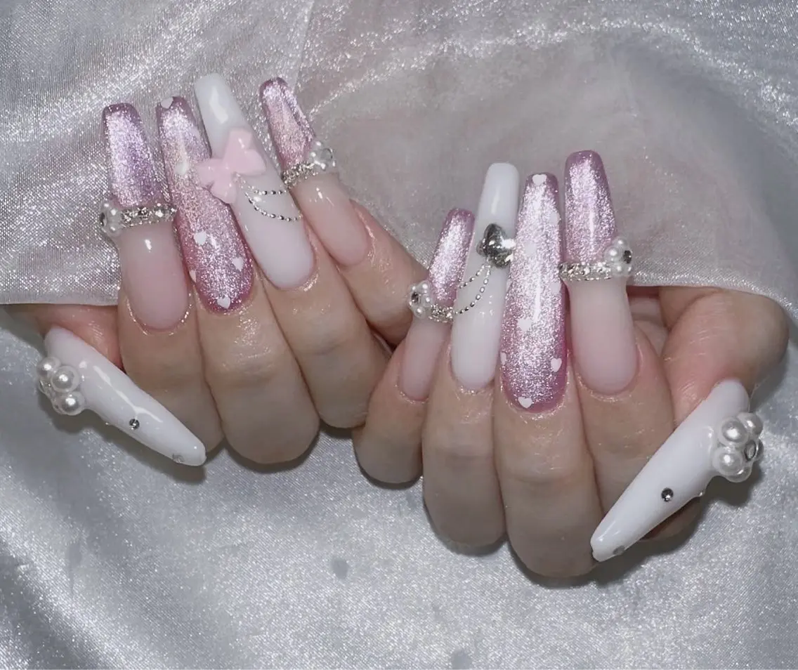 ネイル グラデーション キラキラネイル ワンカラーネイル 冬ネイル Jenn Nail Salonのネイルデザイン