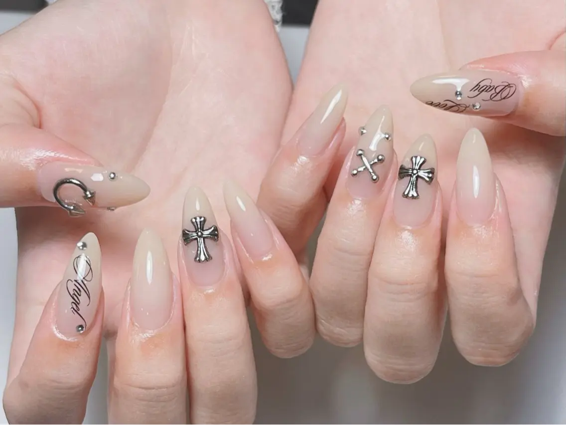 ネイル アニマル柄 べっ甲ネイル ボルドー ブラウン ジェルネイル ハンドネイル Belle Nail Salonのネイルデザイン