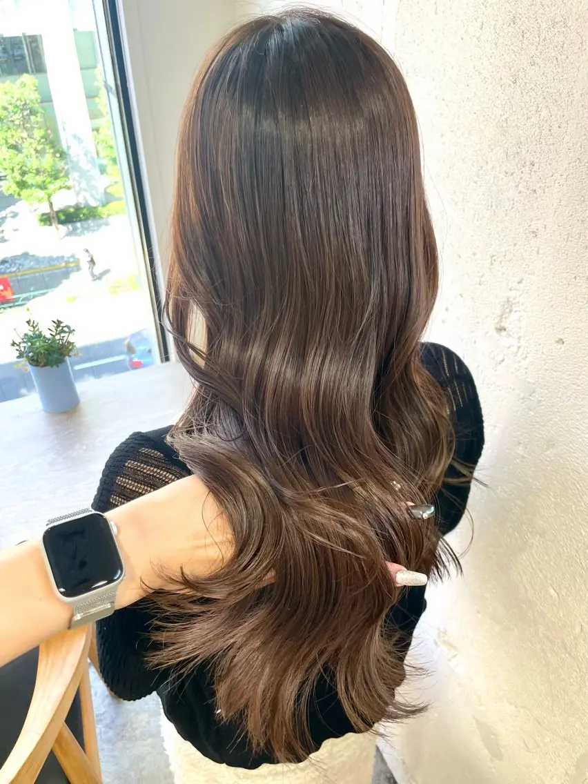 ロング 田中 志織のヘアスタイル