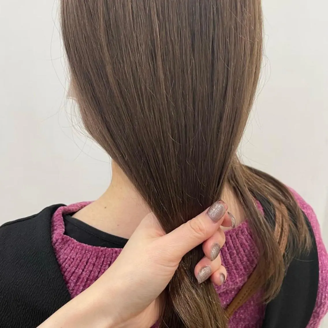 ロング カラー ベージュカラー clan .のヘアスタイル