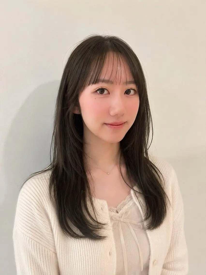 セミロング カラー 中韓🇨🇳🇰🇷 トレンド＆髪質改善のヘアスタイル
