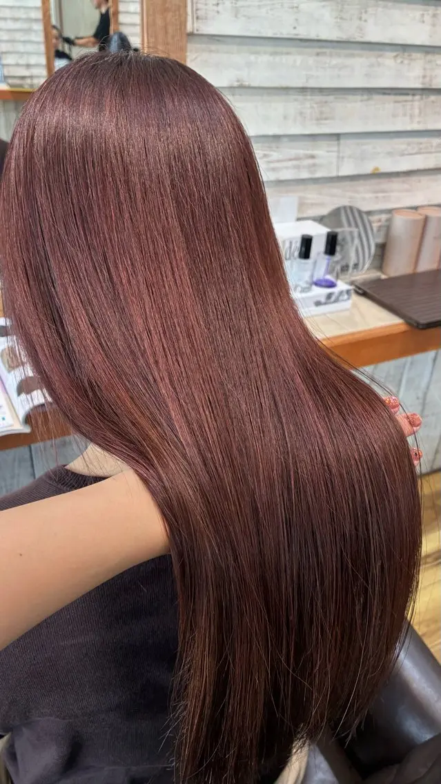 ロング カット ヘアカラー トリートメント &.TIGRE 秋田弥生のヘアスタイル