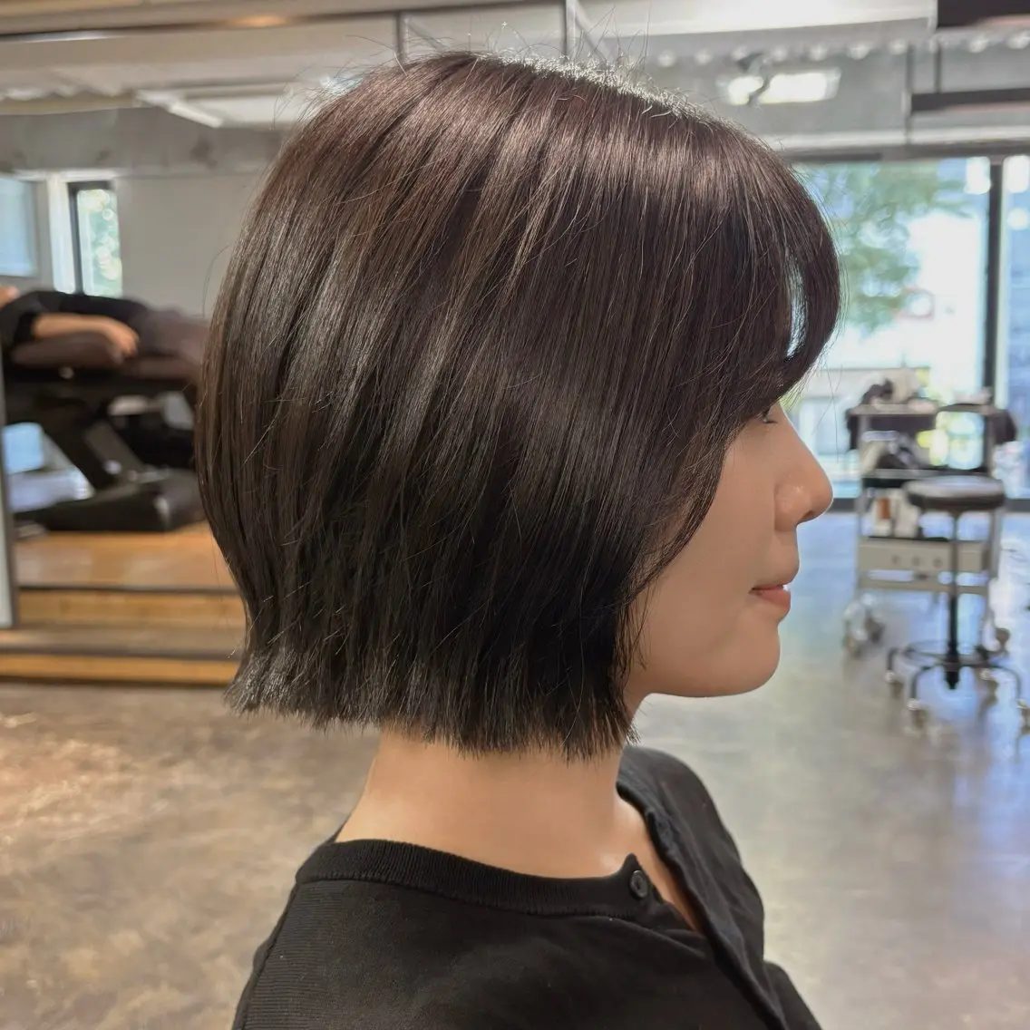 ショート 切りっぱなしボブ ボブ カット ヘアカラー 韓国ヘア/縮毛矯正 /レイヤー🫧ユイカのヘアスタイル