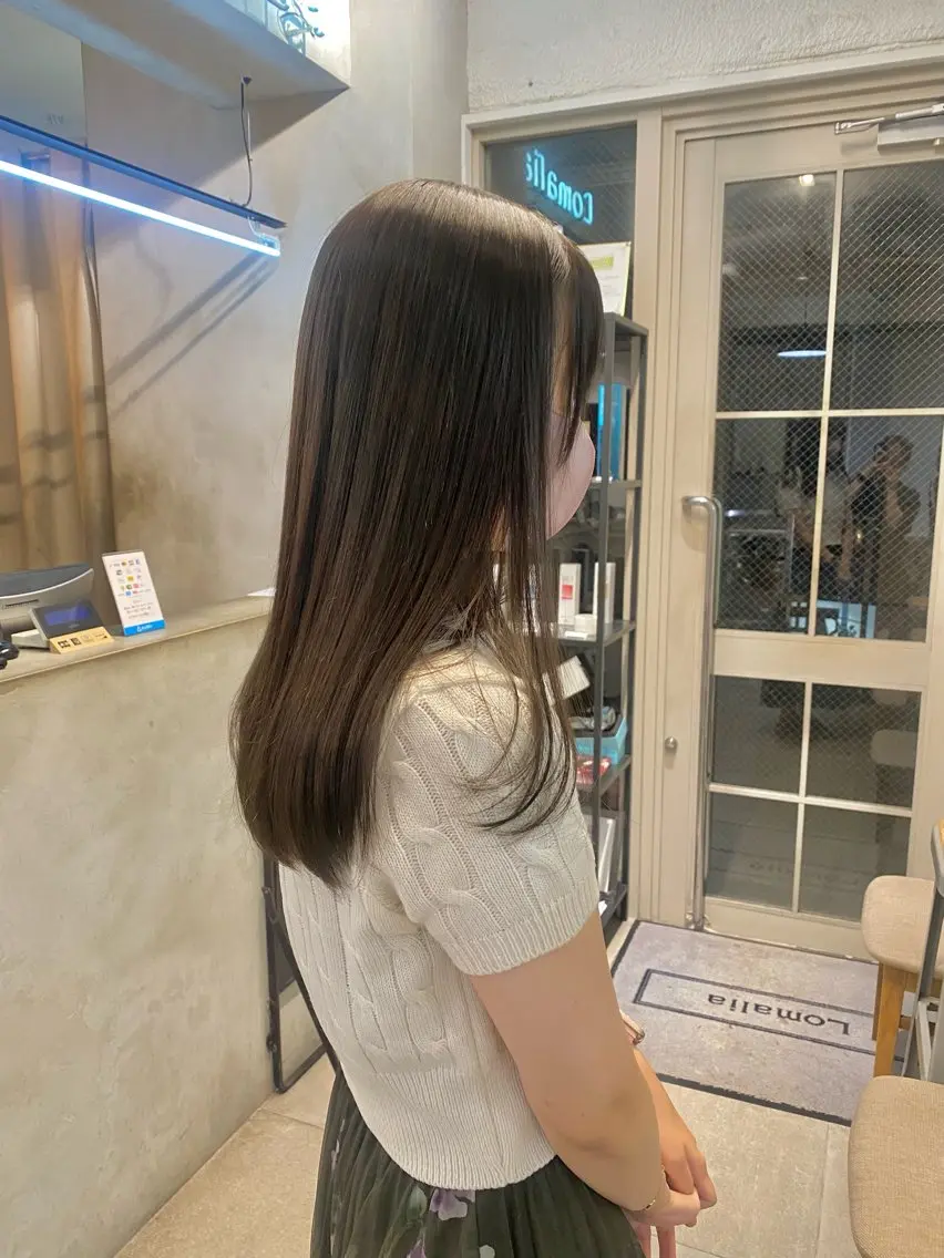 カラー 透明感カラー ヘアカラー Lomalia hayaのヘアスタイル