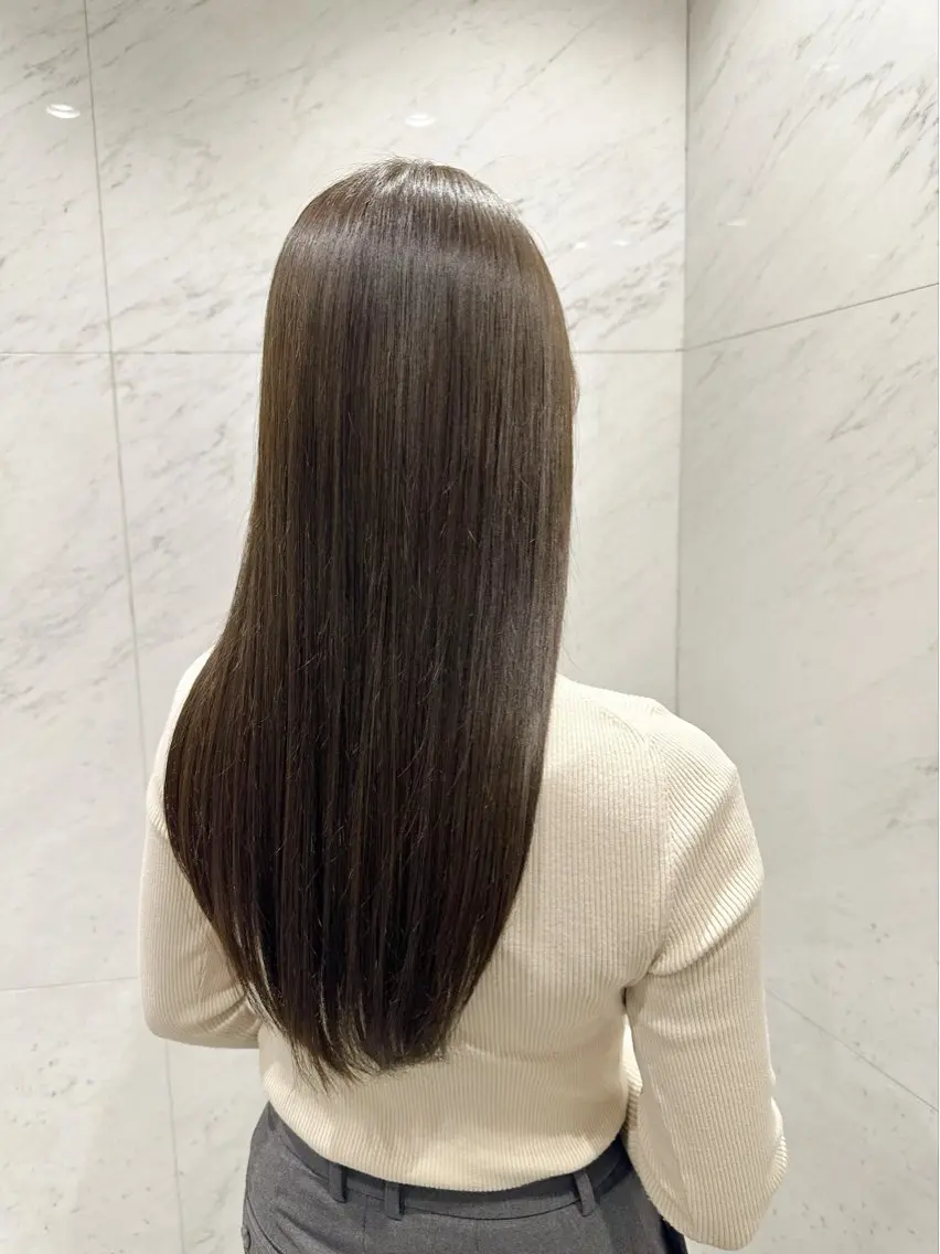 ロング カラー カット ヘアカラー トリートメント 古田 昂也のヘアスタイル