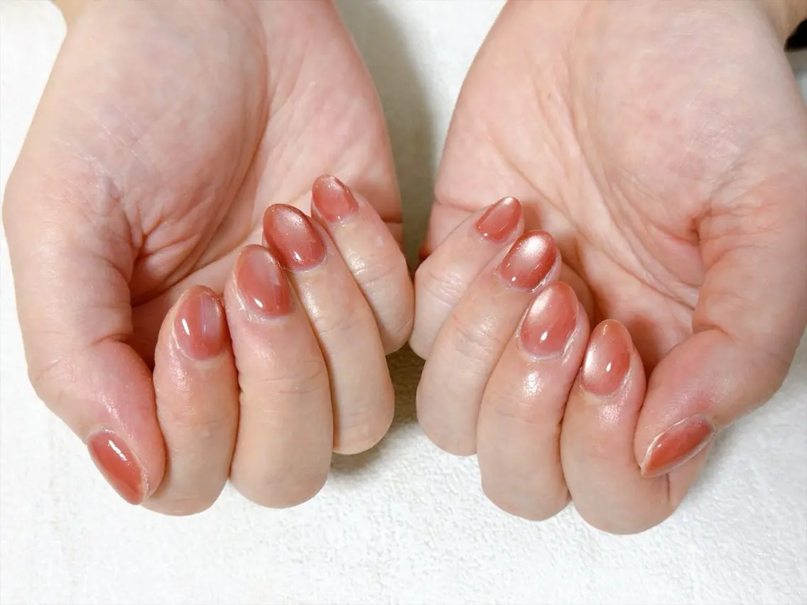 ネイル オーロラネイル フットネイル フレンチネイル ジェルネイル マグネットネイル ハンドネイル mogunail &blowのネイルデザイン