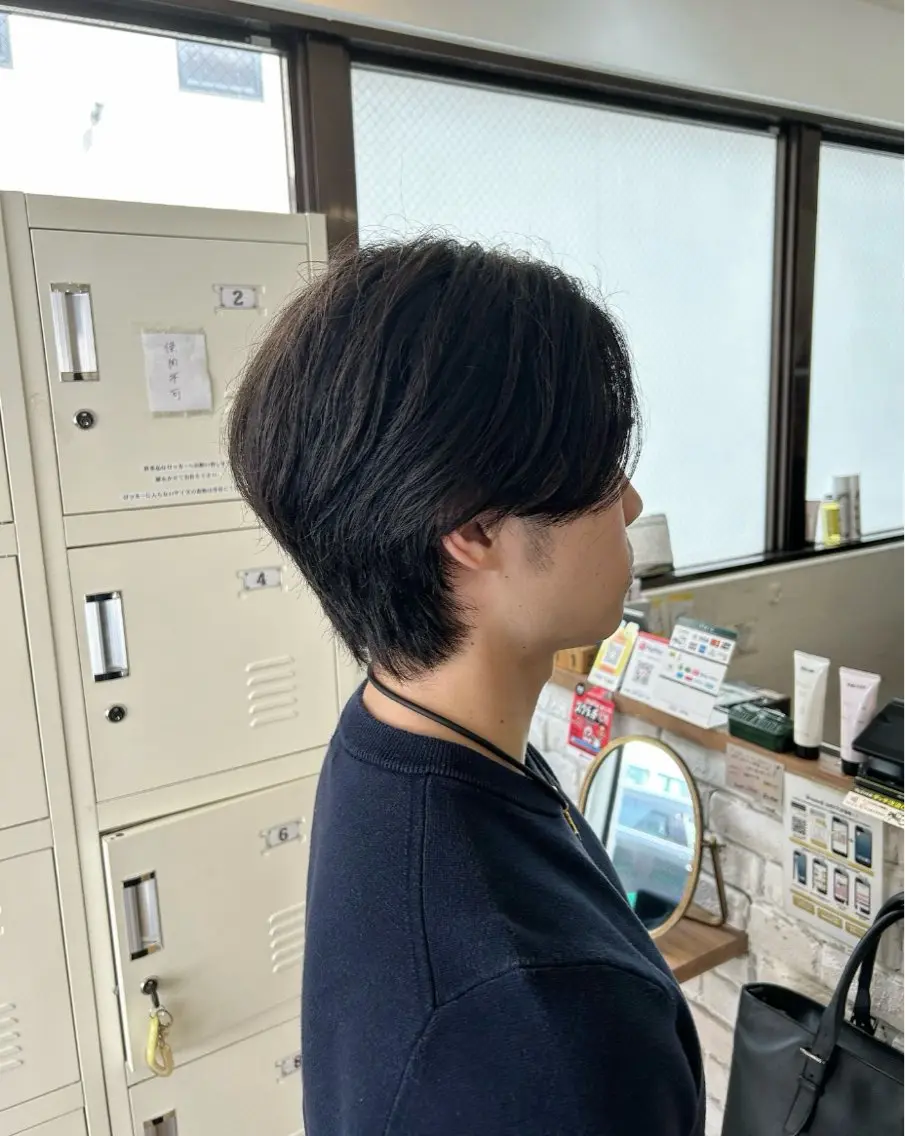 ショート メンズ センターパート カット 🫧顔周りカット 🫧樫村優香のヘアスタイル