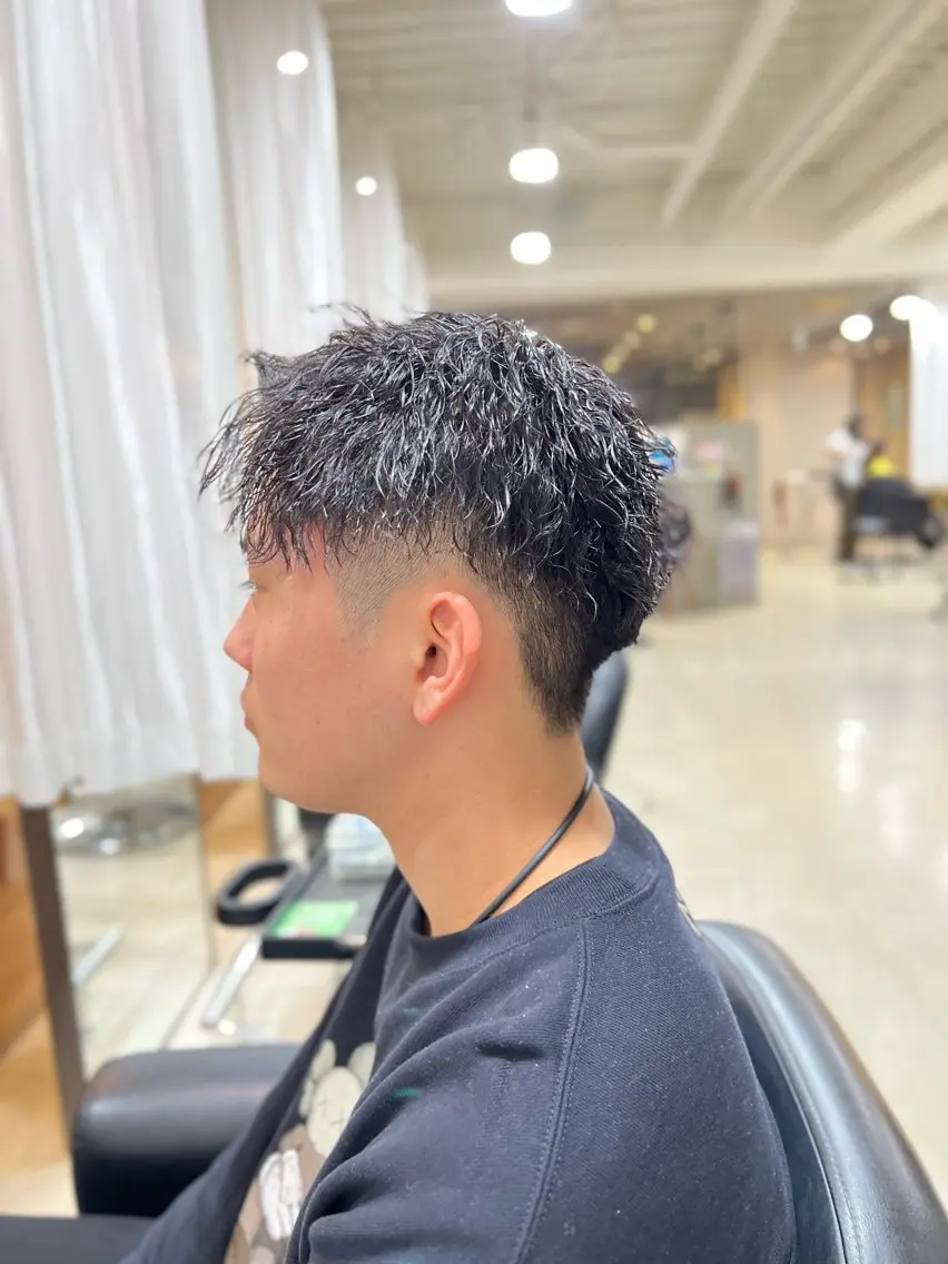 パーマ メンズ 心斎橋メンズサロン リベルテグリットのヘアスタイル