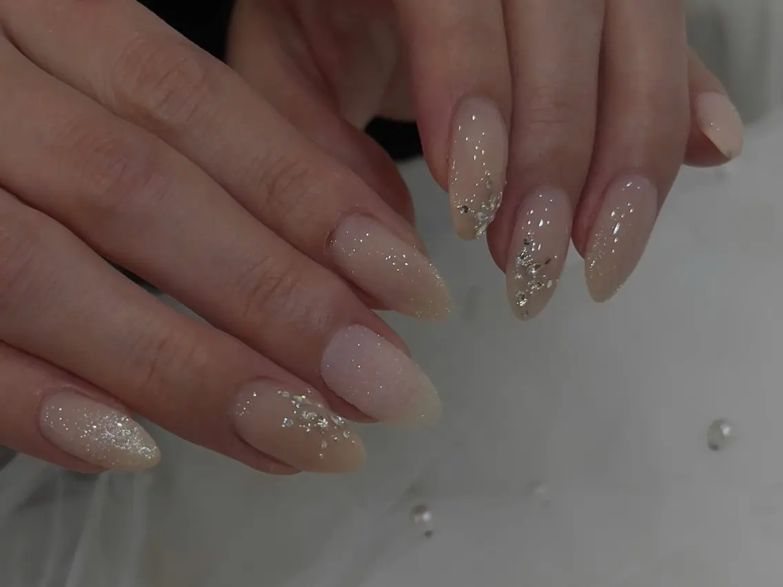ネイル ボルドー ブラウン チークネイル ドット フットネイル ハンドネイル NAILS BAR SHINJUKUのネイルデザイン