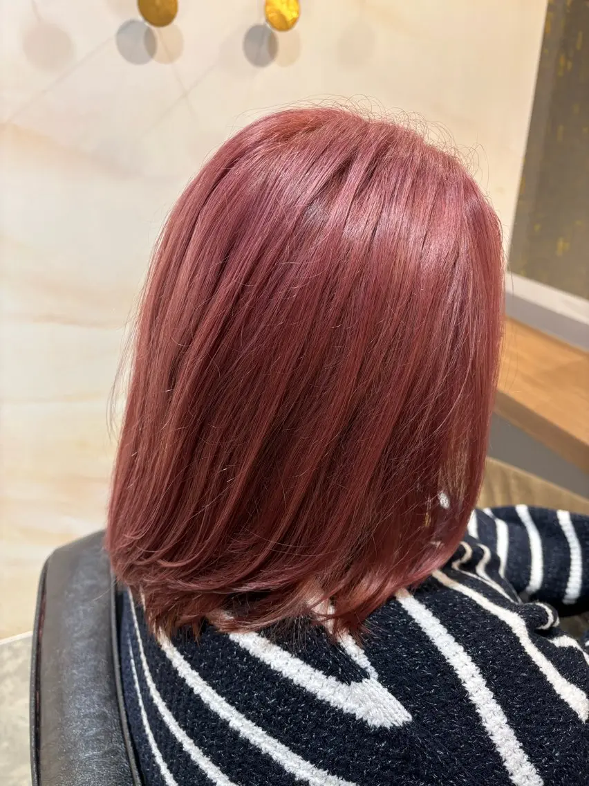 ミディアム ヘアカラー 三嶋 陽友のヘアスタイル