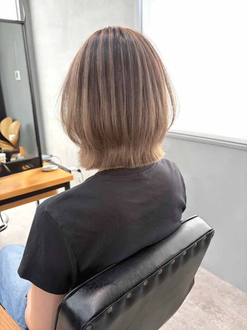 カット+バレイヤージュ+トリートメントの写真