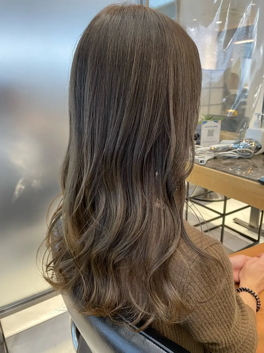 ロング カラー カット ヘアカラー トリートメント 🦕小林 大地🦕のヘアスタイル