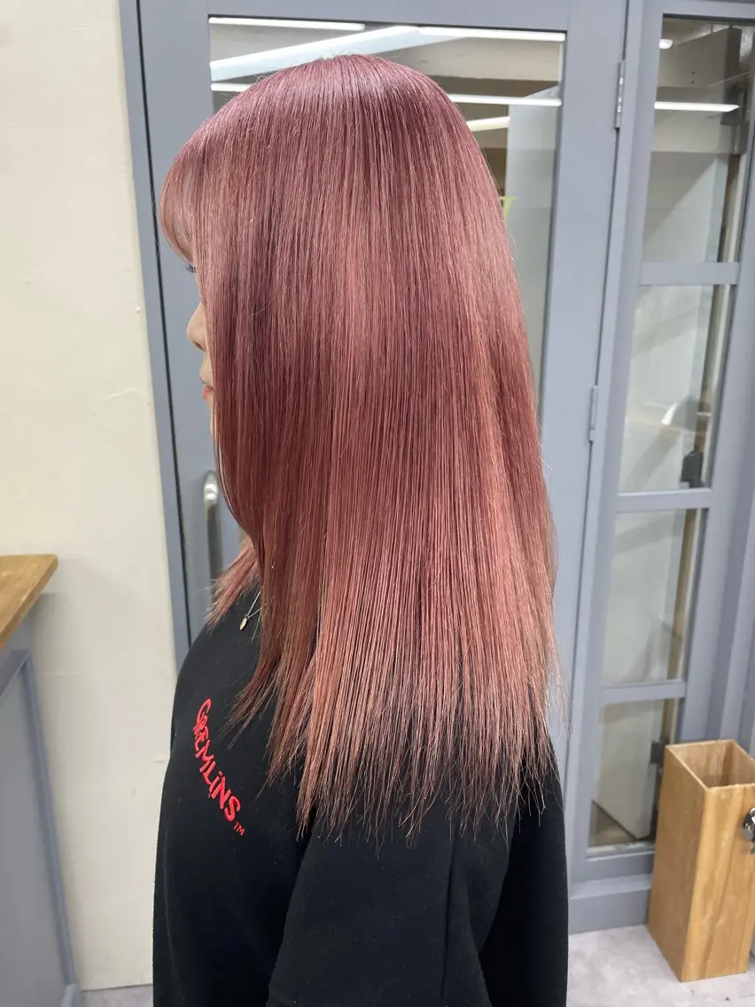 セミロング カラー ショートカットモデル 🧃Shionのヘアスタイル