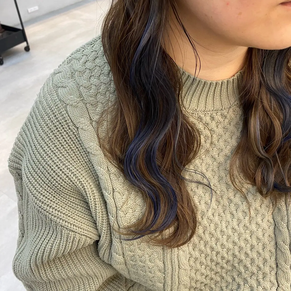 カラー ブルーカラー インナーカラー wuvhair/ あかりのヘアスタイル
