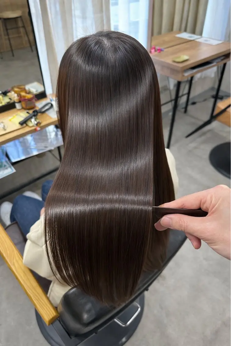 ロング カラー 透明感カラー 髪質改善 心斎橋/縮毛矯正/美 容師/unir 藤本のヘアスタイル