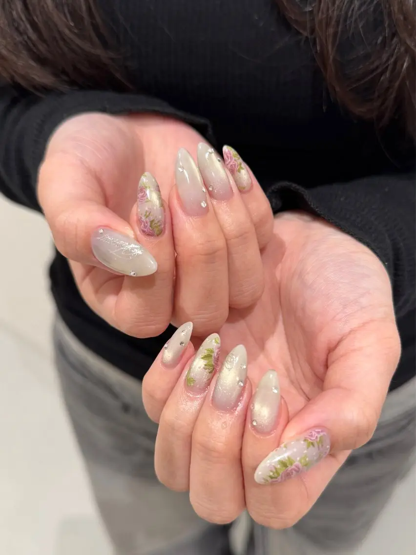 ネイル ハンドネイル zina senaのネイルデザイン
