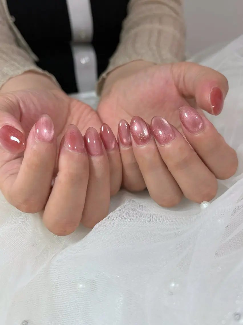 ネイル キラキラネイル マグネットネイル ピンク シンプルネイル tytto nail ❤︎‪‪eri‪‪のネイルデザイン